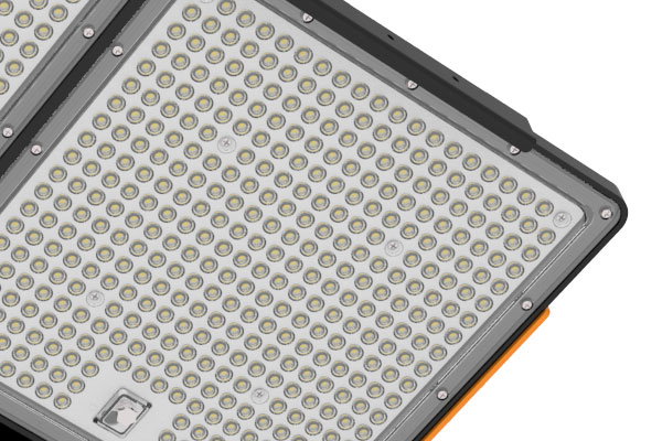 Compact S LED high mast light LED